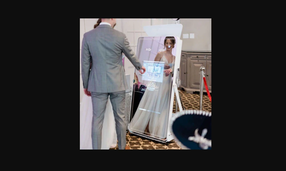 Photo Booth International Review: How It Works & Key Features