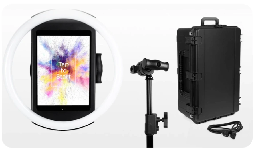 Simple Booth delivers a self-operating experience
